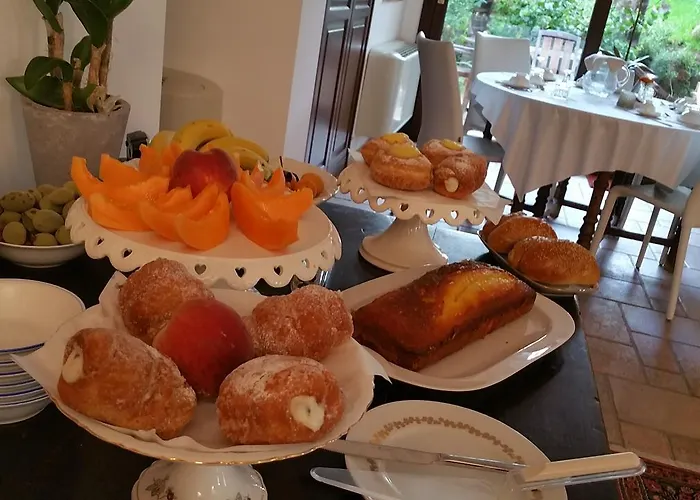Flora 住宿加早餐酒店 3*